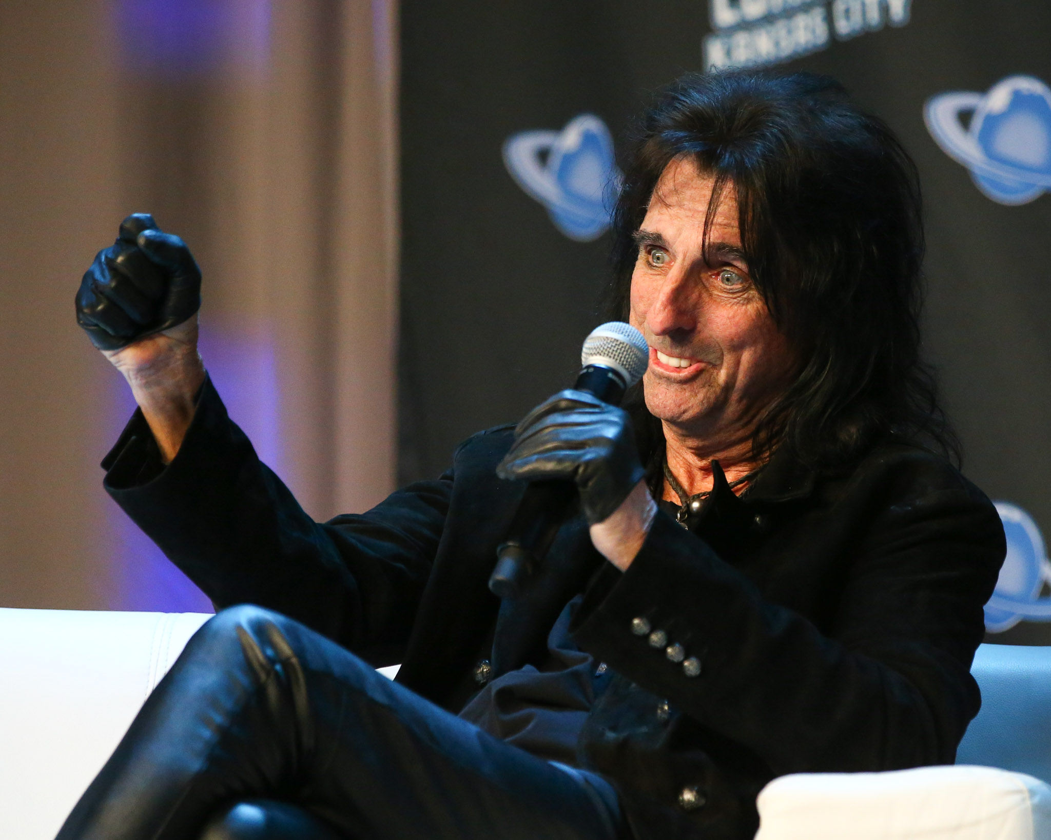 Alice Cooper opens up to fans at Planet Comicon